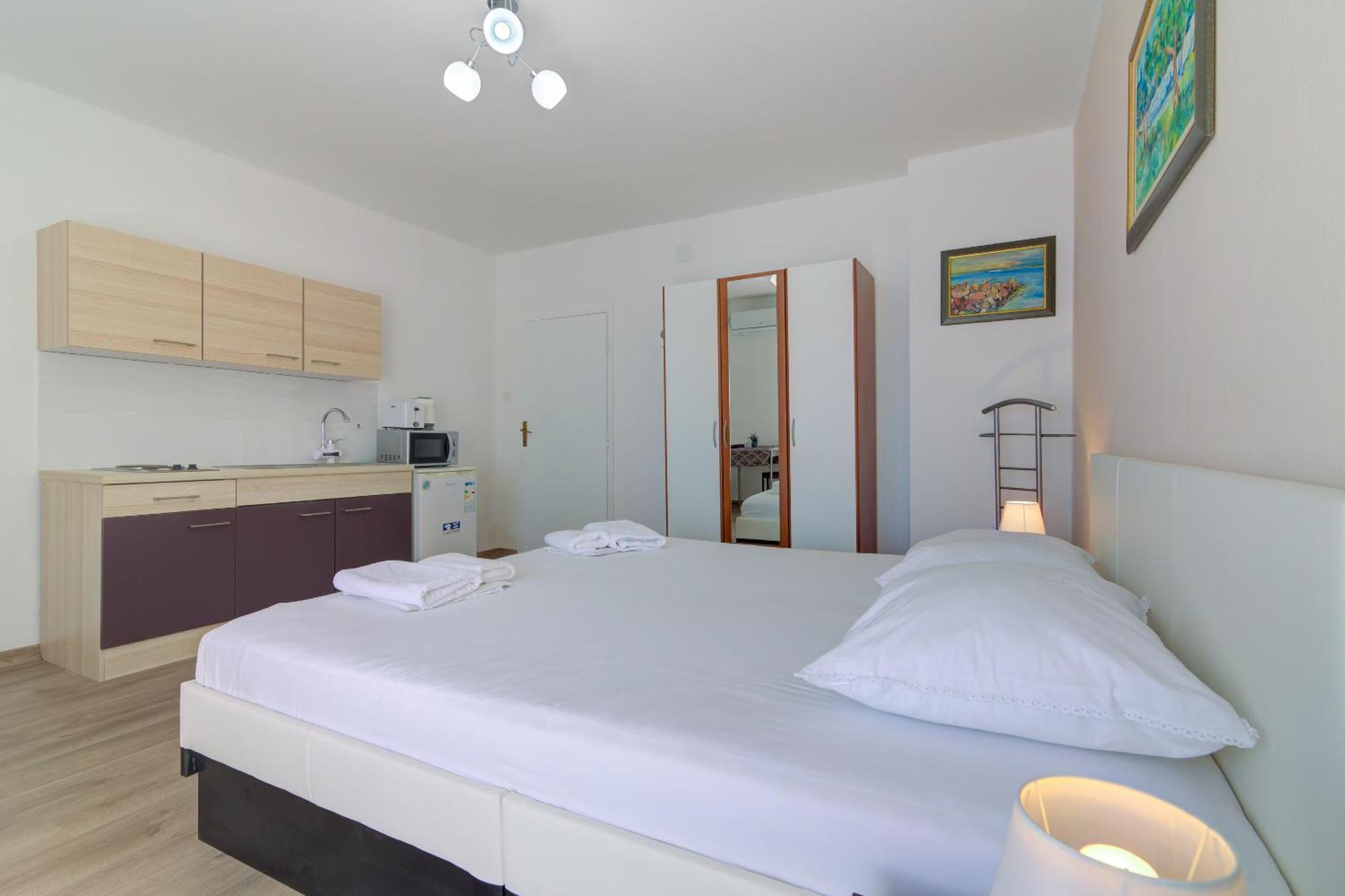 Apartmani Ana Senj  Kamer foto