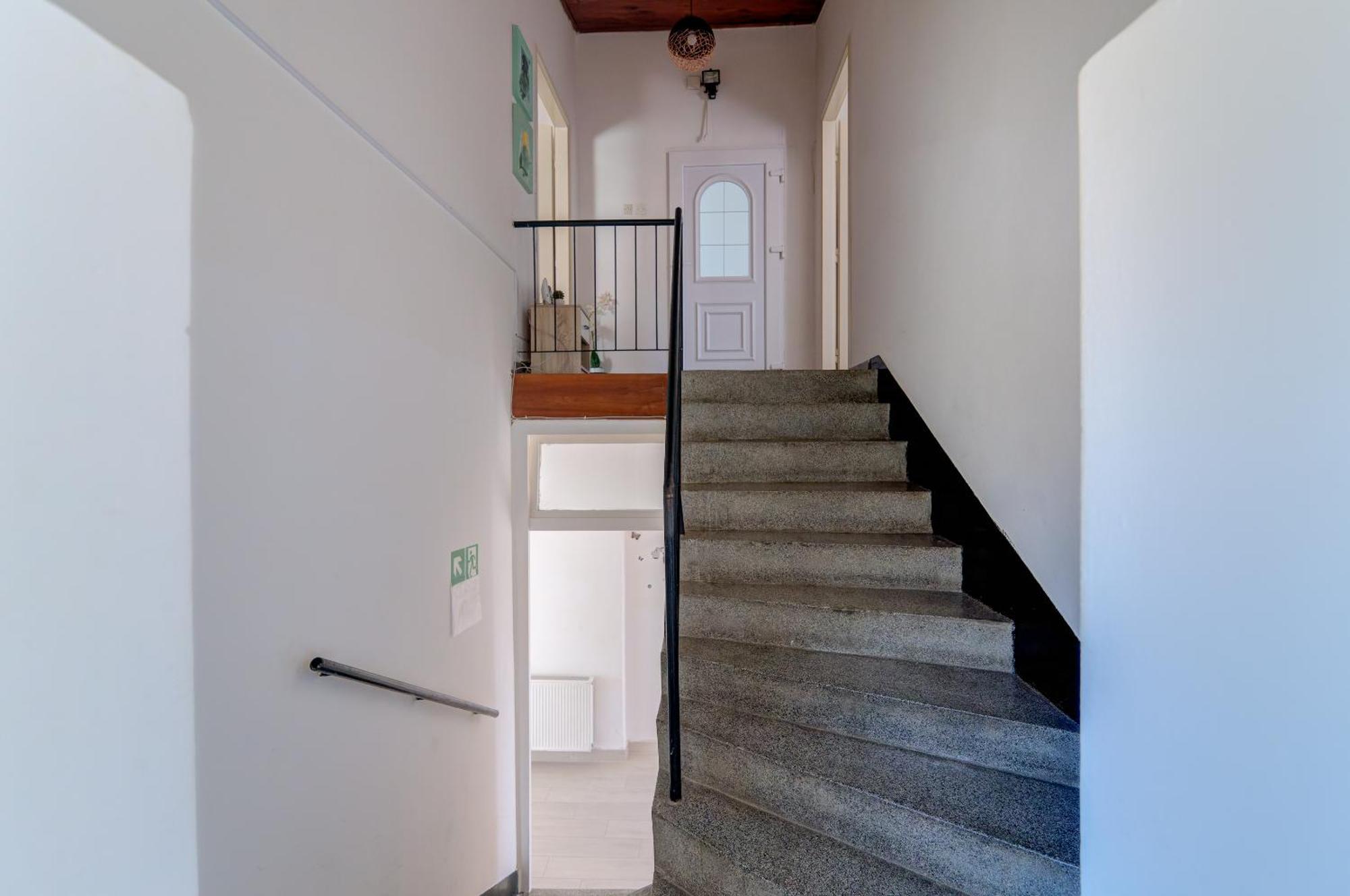 Apartmani Ana Senj  Buitenkant foto